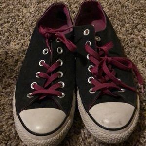 Purple (violet) converse